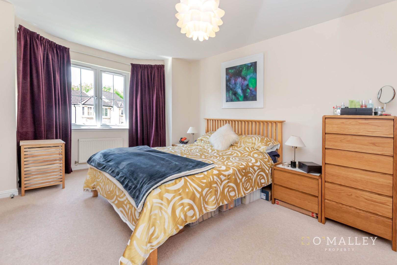 82Sparow_MasterBedroom_01.jpg